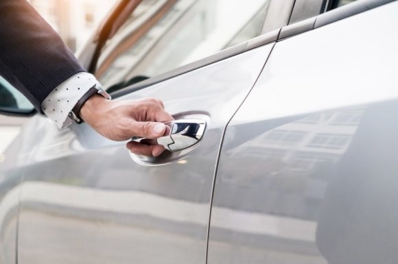 Location voiture mariage avec chauffeur Néris-les-Bains